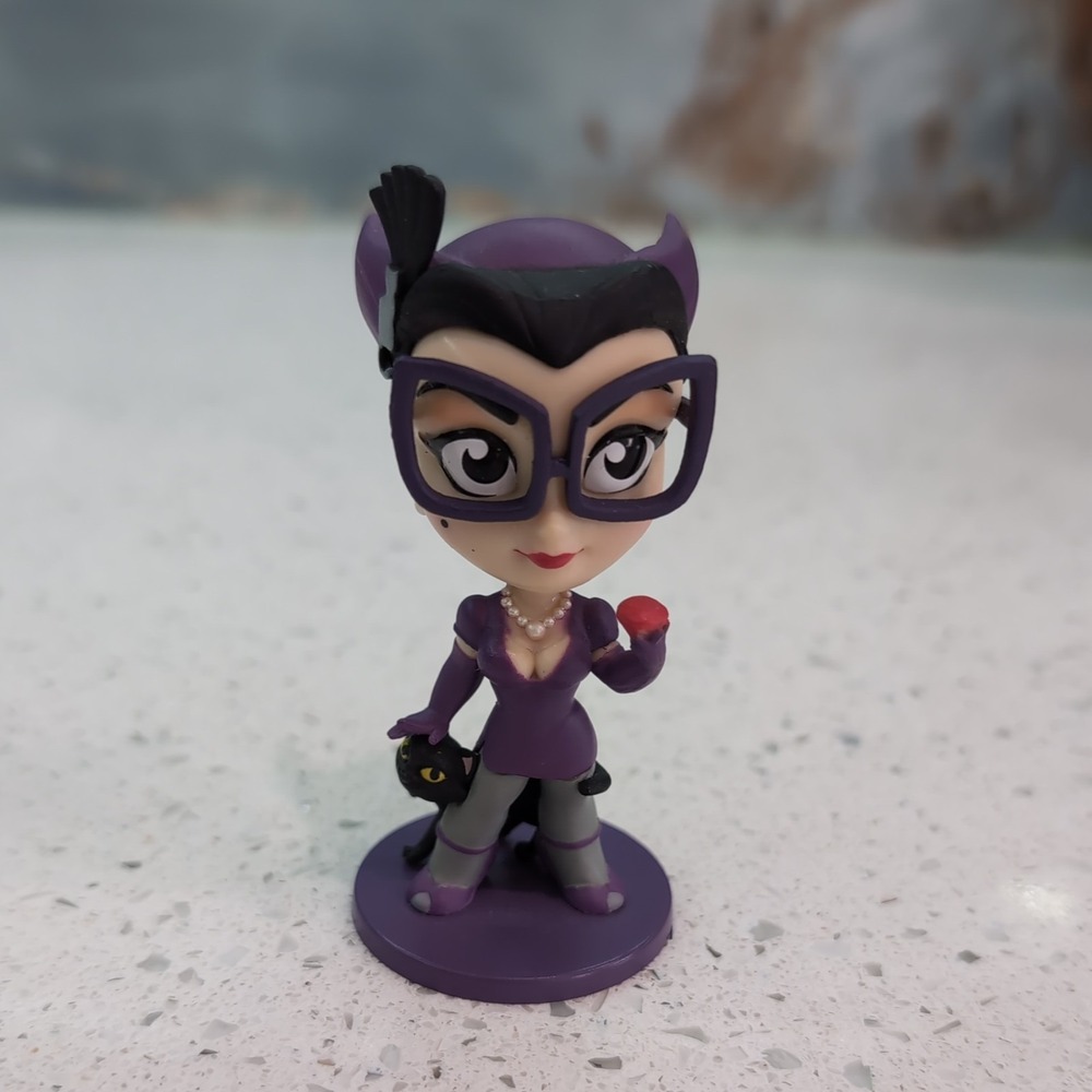 Catwoman Lil Bombshells DC Comics 3 inch Figure Criptozioc Entertainment